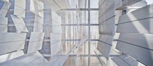 Cloud Room / Bing Bu