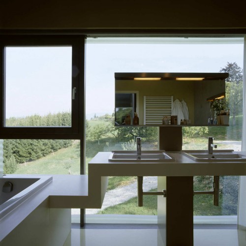 Schmuck House / Gangoly & Kristiner Architekten