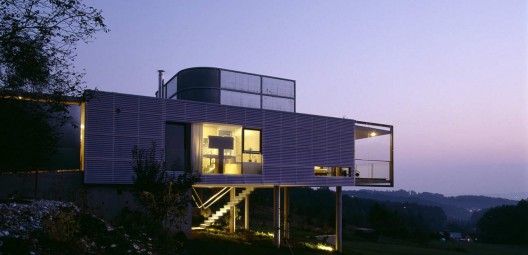 Schmuck House / Gangoly & Kristiner Architekten