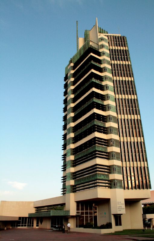 AD Classics: Price Tower / Frank Lloyd Wright