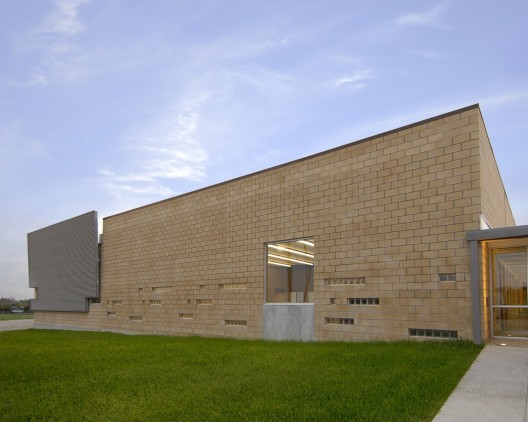 Joel E Barber School / Drake | Wells Architecture