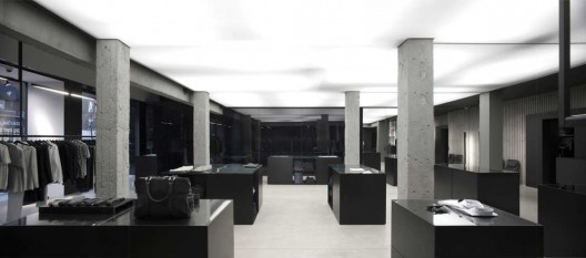 Boutique Michel Brisson / Saucier + Perrotte architectes