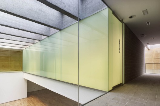 Indoor Swimming Pool In Toro / Vier Arquitectos SLP