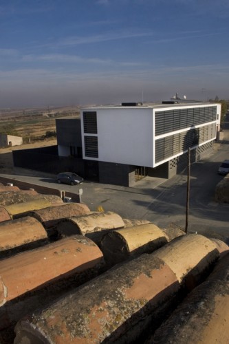 Nursery School in Alamcelles / BmesR29