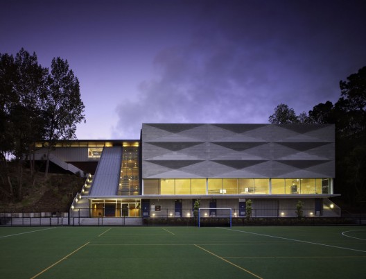Saint Kentigern School Jubilee Sports Centre / Architectus