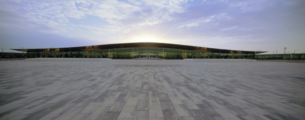 Barcelona Airport New Terminal / Ricardo Bofill