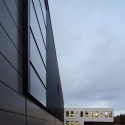 Centre Spécialisé De Technologie Physique Du Québec / bisson | associés + Carl Charron Architecte Centre Spécialisé De Technologie Physique Du Québec / bisson | associés + Carl Charron Architecte © Stéphane Groleau