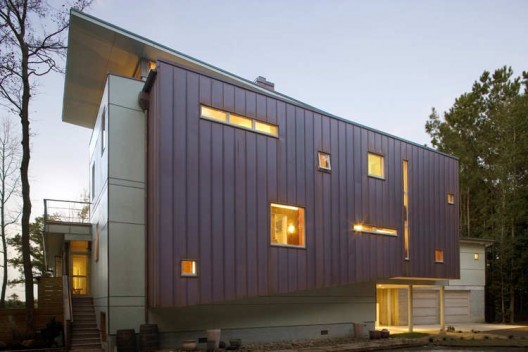 River Road House / Whitney Powers