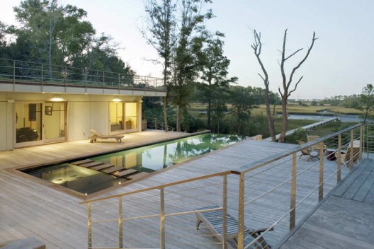 River Road House / Whitney Powers