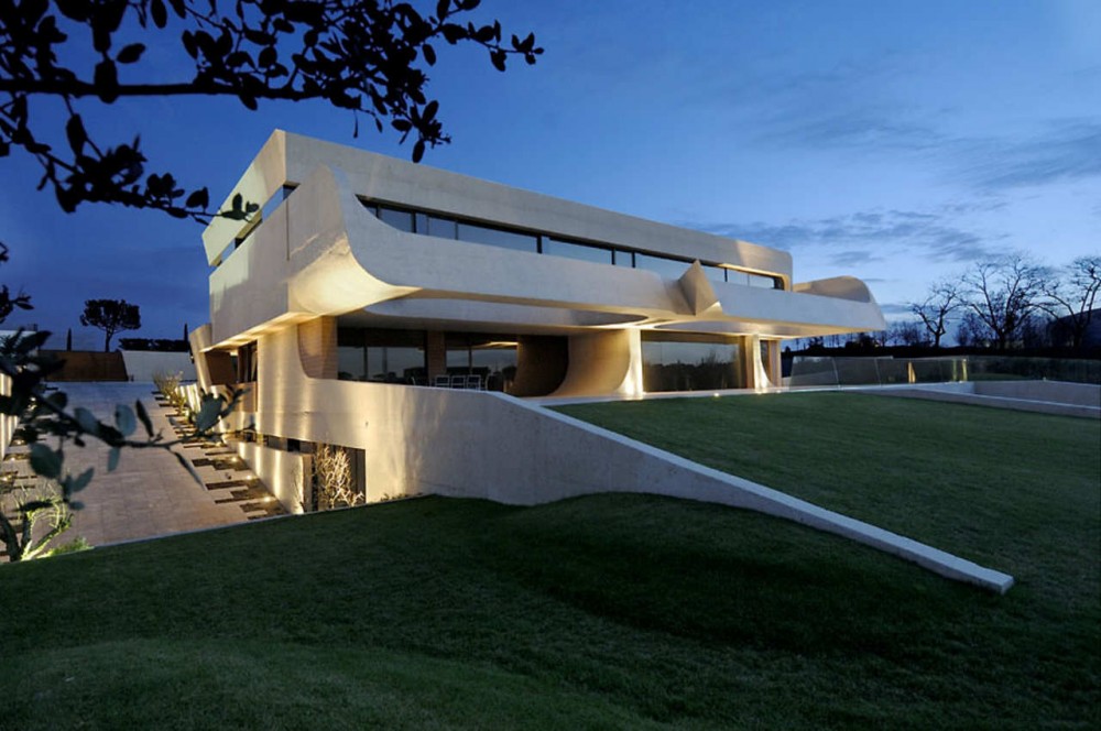 Three Level House In Madrid / A-cero