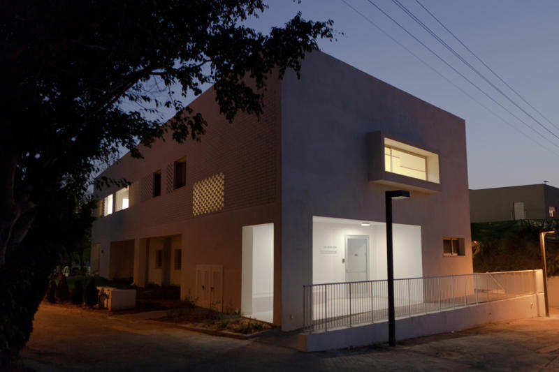 Social Services Building / Doron Sheinman Architect