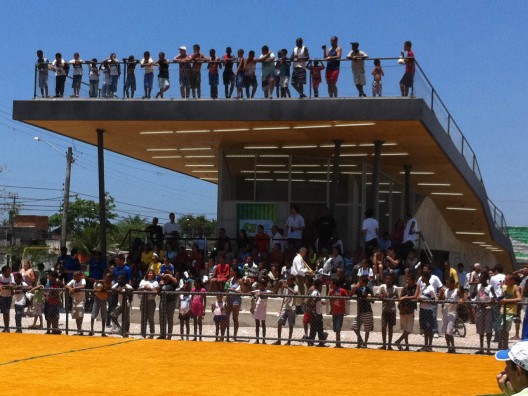 Homeless World Cup Legacy Center / Lompreta Nolte Arquitetos, Nanda Eskes Arquitetura and Architecture For Humanity