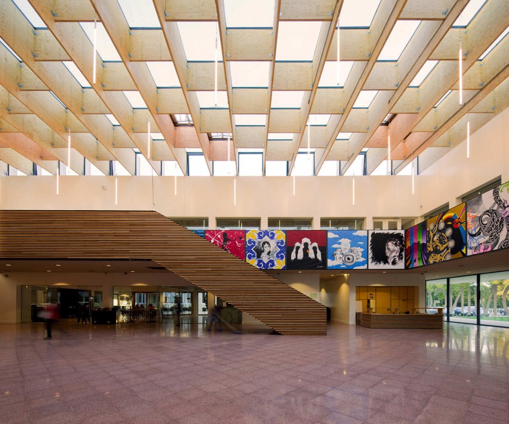 Domingos Sequeira Secondary School / BFJ Arquitectos