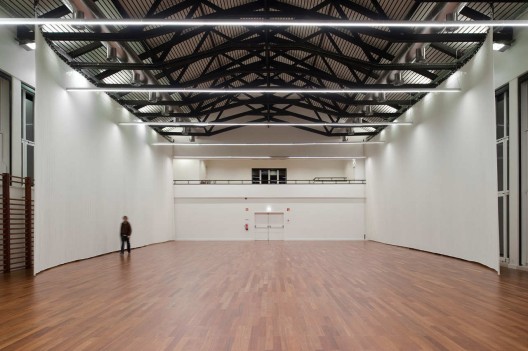 Domingos Sequeira Secondary School / BFJ Arquitectos