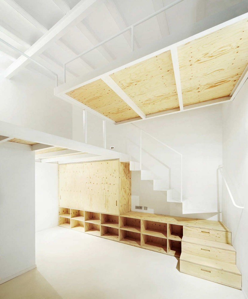 Housing in the Born Refurbishment / ARQUITECTURA-G