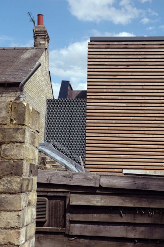 Hairy House / Ashworth Parkes Architects
