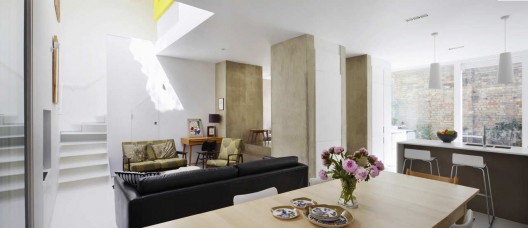 Hairy House / Ashworth Parkes Architects
