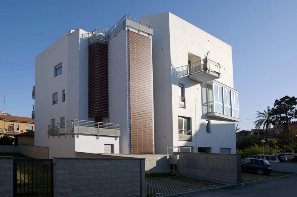 Residential Building in Montesilvano / Studio Zero85