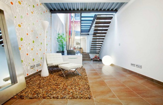 Family House In Barcelona / Ferrolan LAB
