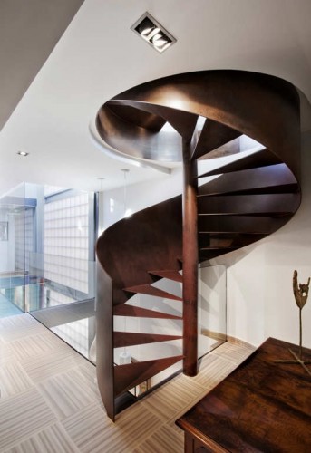 Family House In Barcelona / Ferrolan LAB