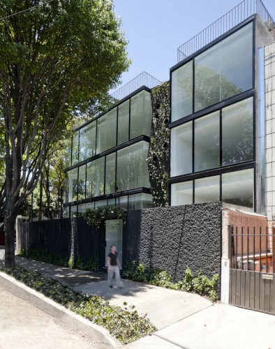 Michelet 50 / Dellekamp Arquitectos