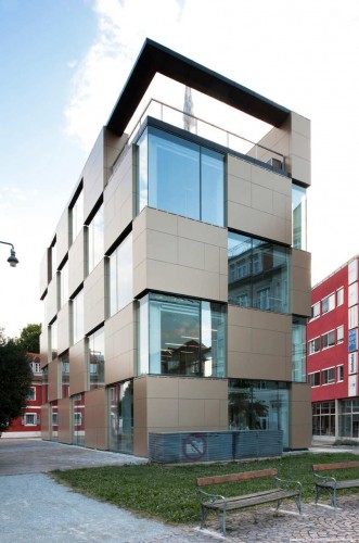 NIK / Atelier Thomas Pucher & Bramberger