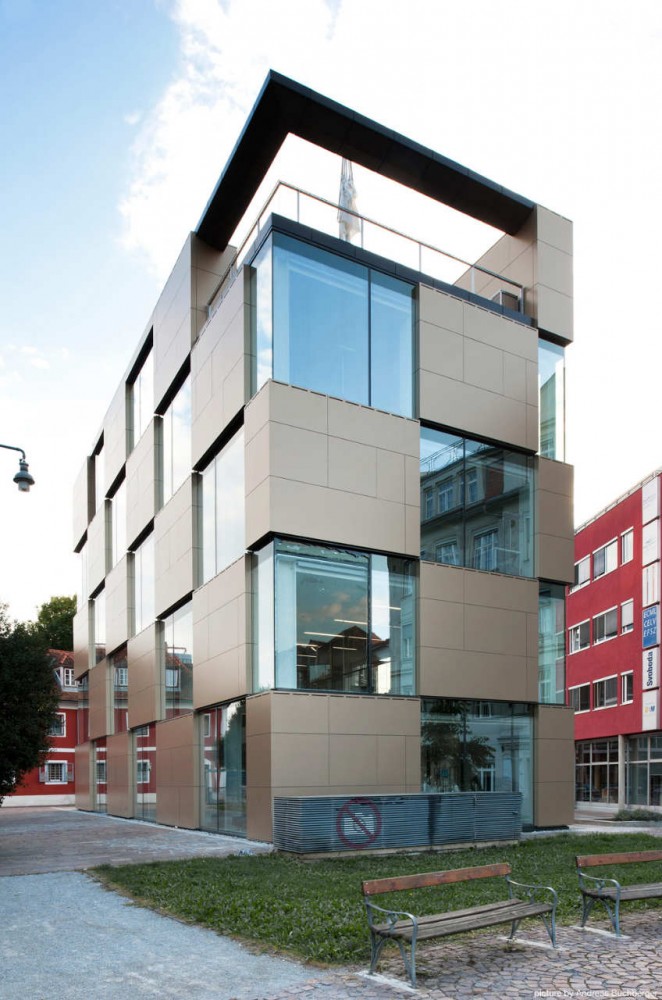 NIK / Atelier Thomas Pucher & Bramberger