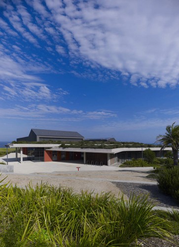 Prince Henry Community Centre / Lahznimmo Architects