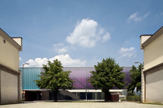 New Cultural Center In Ranica / DAP studio