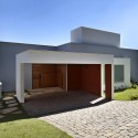 Lake House / David Guerra Architecture And Interior © Jomar Bragança