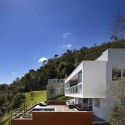 Lake House / David Guerra Architecture And Interior © Jomar Bragança