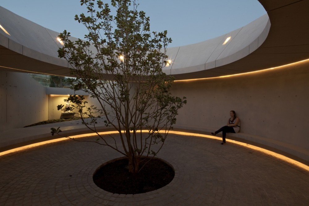 M9 Memorial / Gonzalo Mardones Viviani
