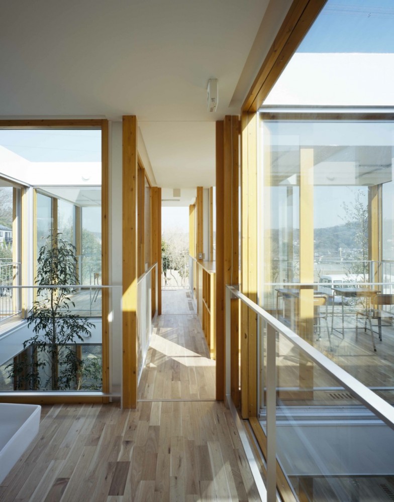 Hongodai Christ Church School & Nursery / Takeshi Hosaka Architects