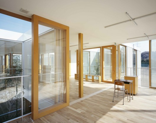 Hongodai Christ Church School & Nursery / Takeshi Hosaka Architects