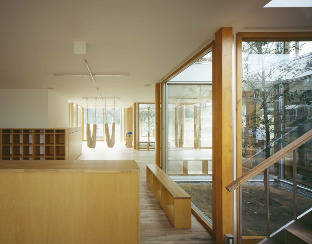 Hongodai Christ Church School & Nursery / Takeshi Hosaka Architects
