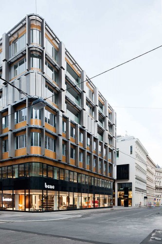 Bene Flagship Store Neutorgasse / Solid Architecture