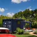 Container Guest House / Poteet Architects Container Guest House / Poteet Architects © Chris Cooper
