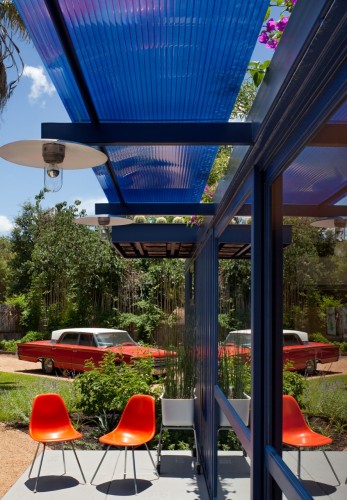 Container Guest House / Poteet Architects