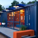 Container Guest House / Poteet Architects Container Guest House / Poteet Architects © Chris Cooper