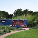Container Guest House / Poteet Architects Container Guest House / Poteet Architects © Chris Cooper