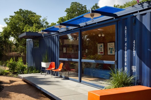 Container Guest House / Poteet Architects