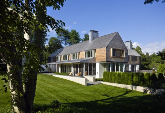 PL 44 / Joeb Moore + Partners Architects