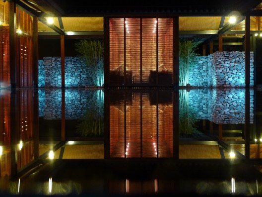 The Water House / Li Xiaodong Atelier
