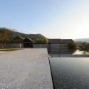 The Water House / Li Xiaodong Atelier The Water House / Li Xiaodong Atelier Courtesy of Li Xiaodong Atelier