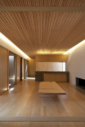 L House / BCHO Architects