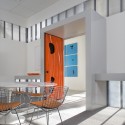 Linda Pace Foundation Offices / Poteet Architects Linda Pace Foundation Offices / Poteet Architects © Chris Cooper