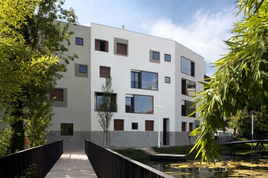 ULH Urban Lake Housing / C+S Associati