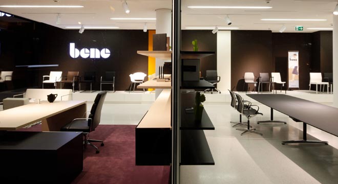 Bene Flagship Store Neutorgasse / Solid Architecture