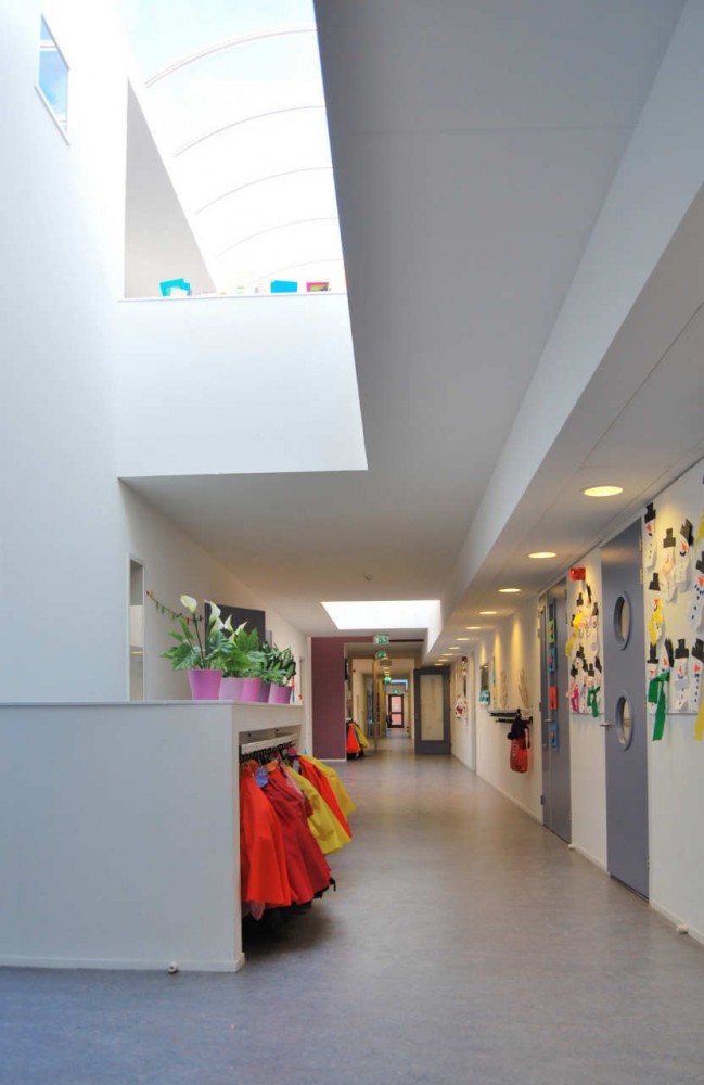 Multifunctional School Building Tesselseveld / HVE architecten