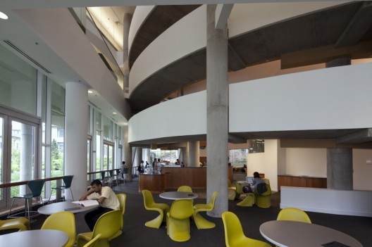 Gates Center for Computer Science and Hillman Center for Future Generation Technologies / Mack Scogin Merrill Elam Architects